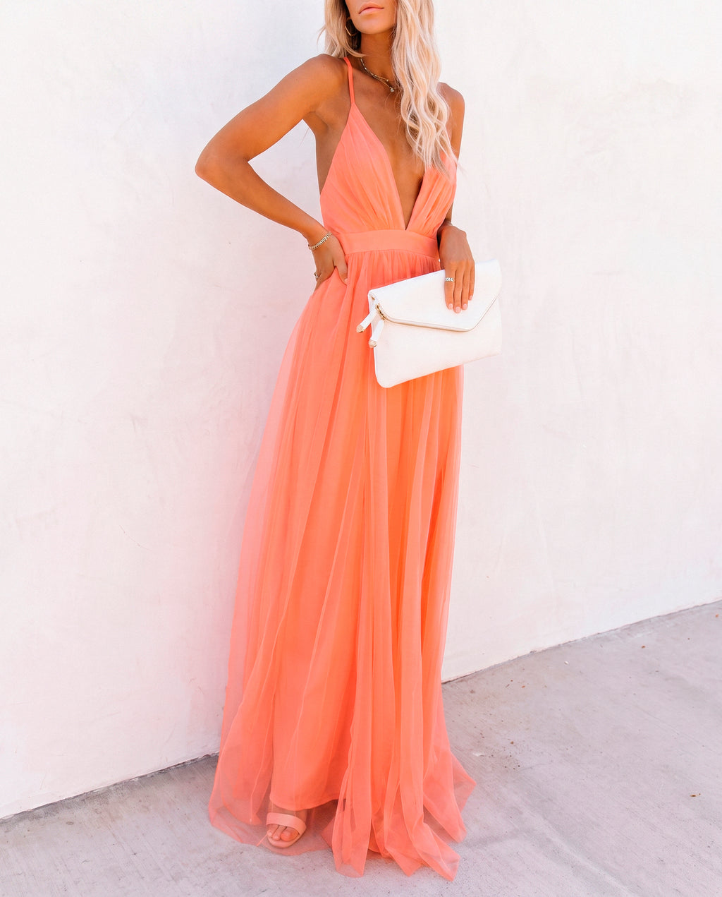 Adela - Vestido Maxi Coral Fluido